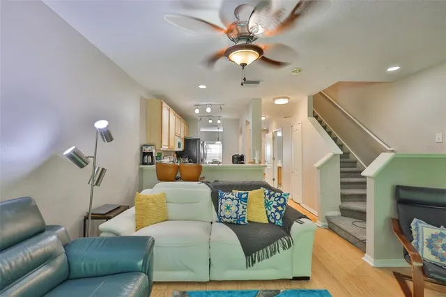 $237,000 | 5717 Fishhawk Ridge Drive, Lithia, FL 33547