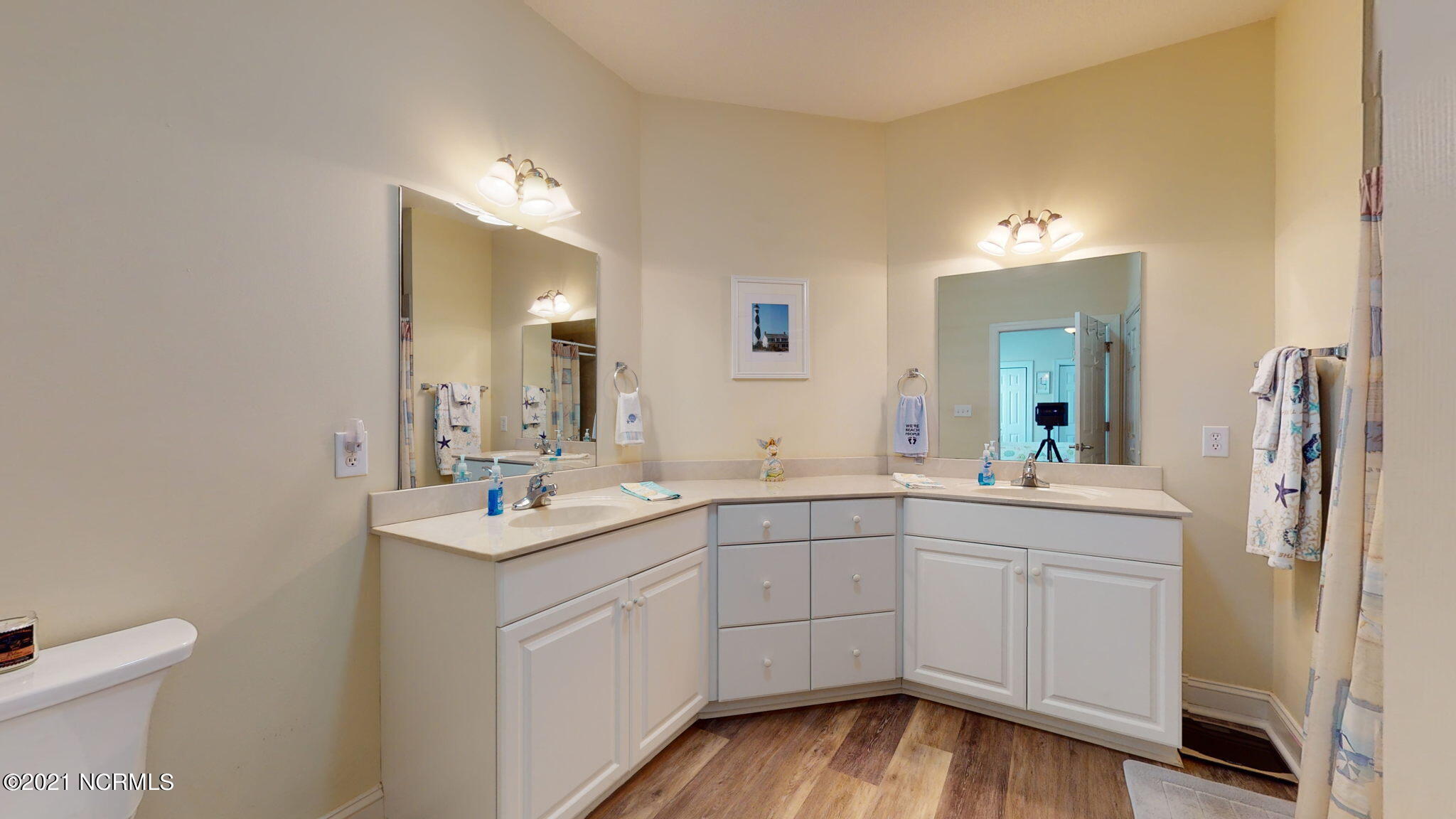 100 Lighthouse Lane, Unit B2 Cedar Point, NC 28584 - Photo 14 of 32 1a28eb96-6afc-40e9-a06a-610a010b6ab2