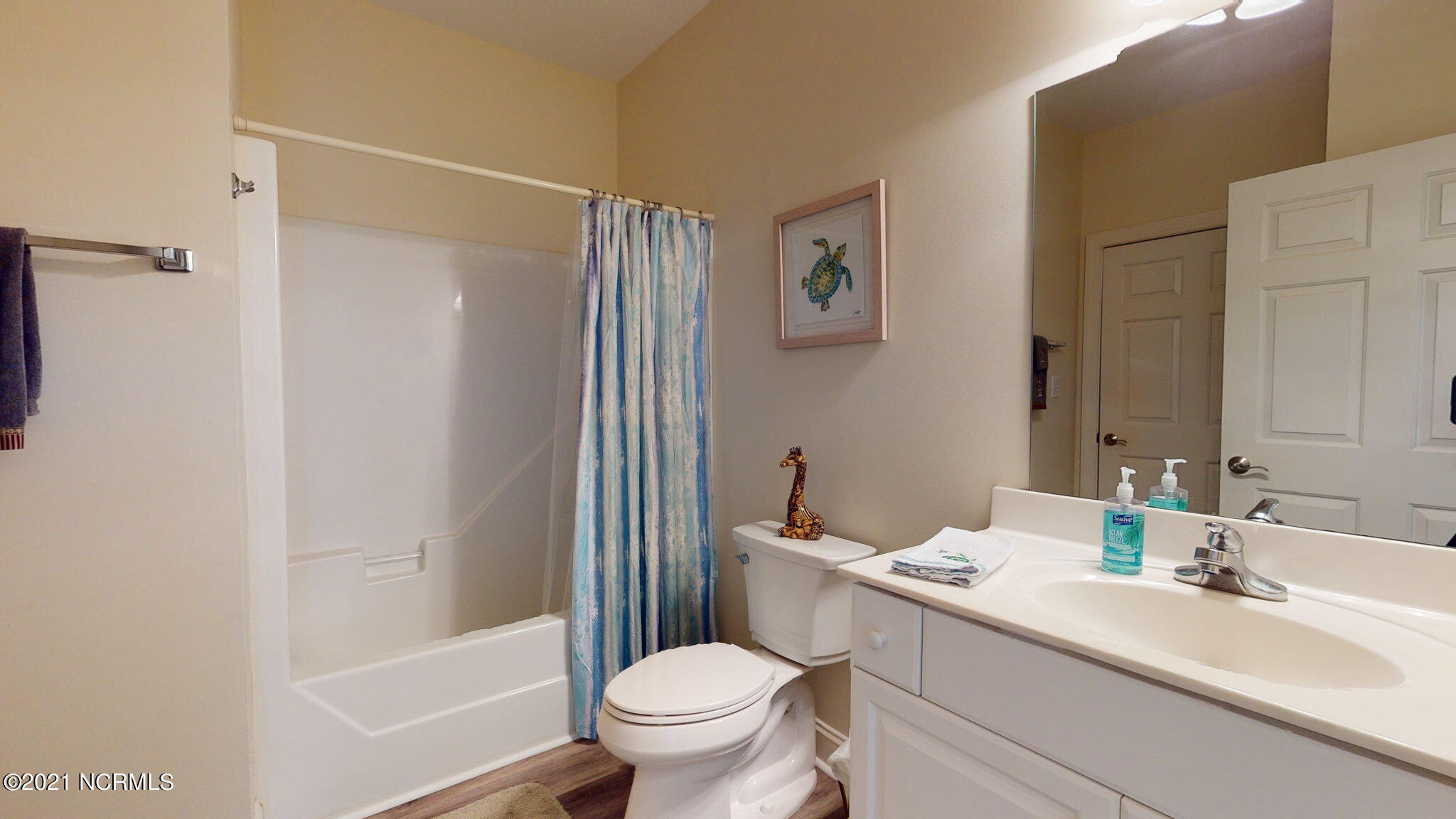 100 Lighthouse Lane, Unit B2 Cedar Point, NC 28584 - Photo 20 of 32 951728ef-5600-4f03-b2e1-65fa822e98c3