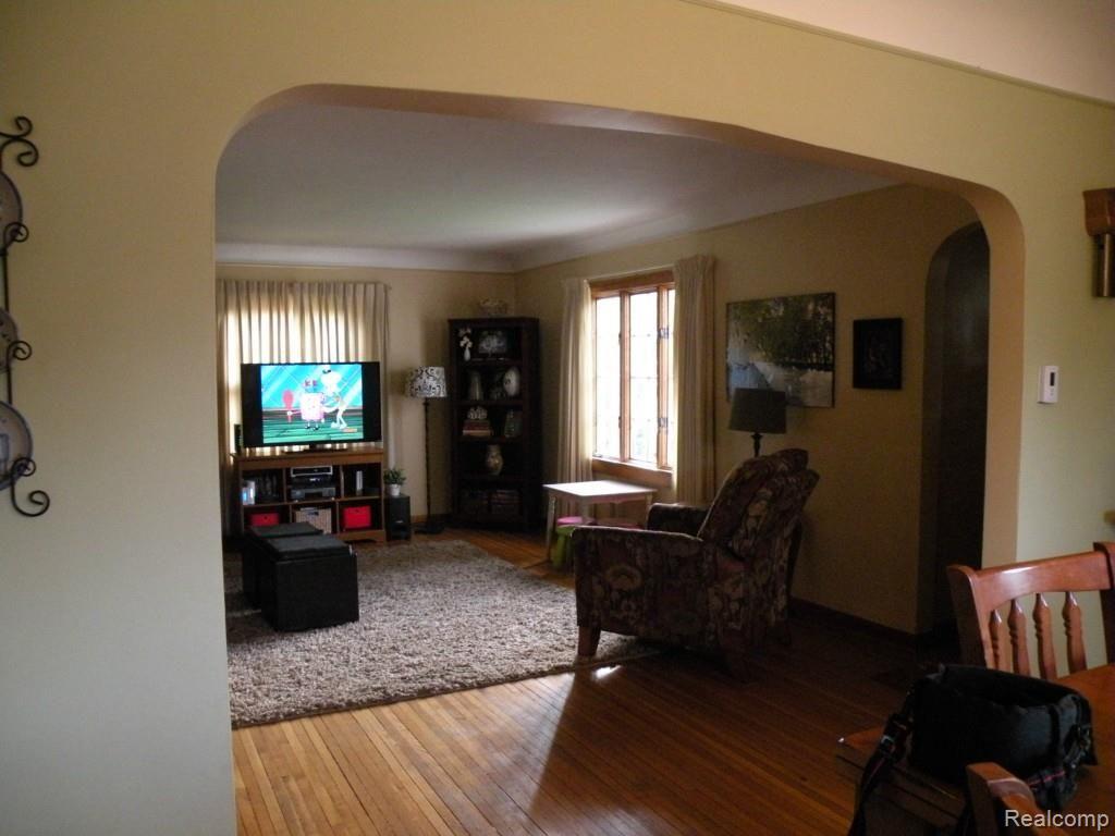 35420 Ridge Street Richmond, MI 48062 - Photo 5 of 34 DSCN7873.jpg
