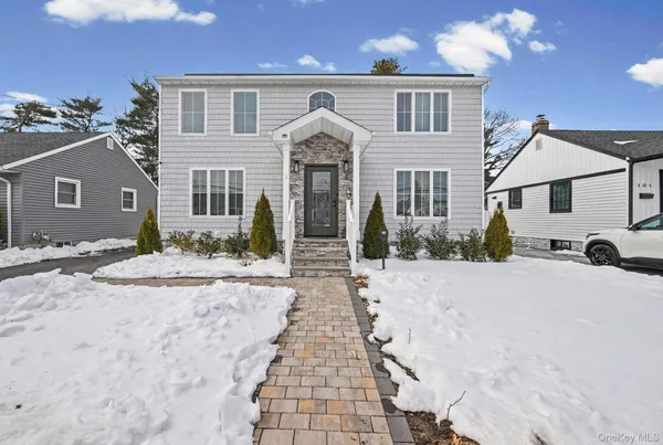 $1,199,000 | 99 Kuhl Avenue, Hicksville, NY 11801