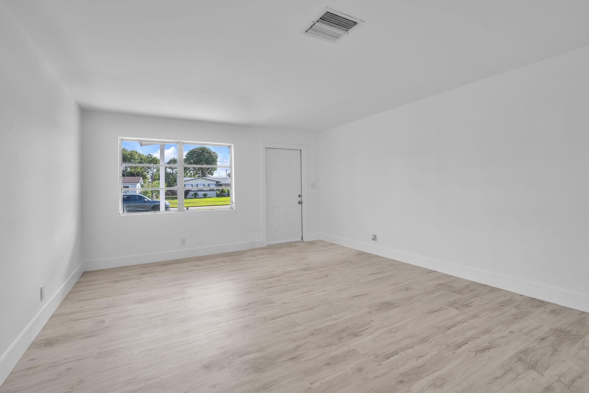 4911 Northwest 16th Street Lauderhill, FL 33313 - Photo 19 of 48 Photo 19