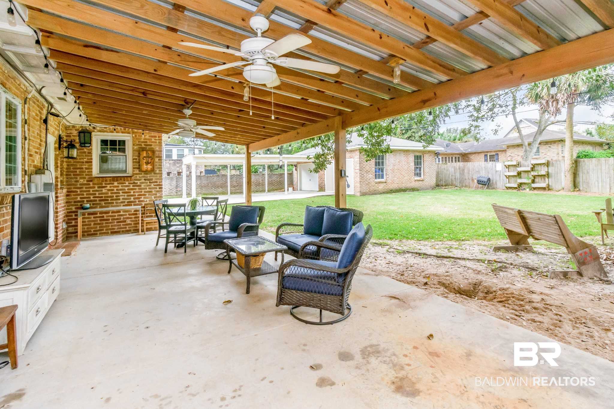 255 Woodlands Avenue Mobile, AL 36607 - Photo 31 of 34
