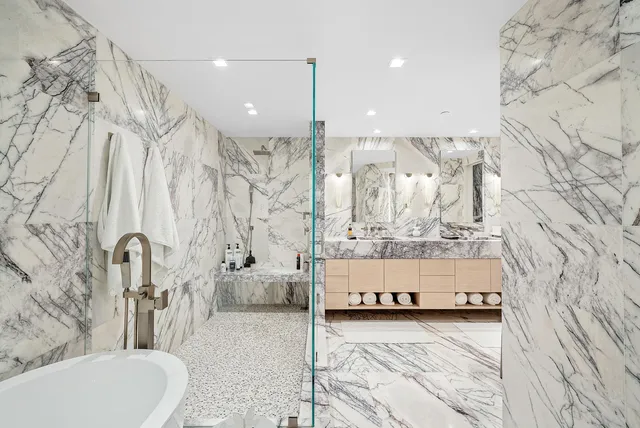 $7,150,000 | 3100 South Ocean Boulevard, Unit 203S, Palm Beach, FL 33480