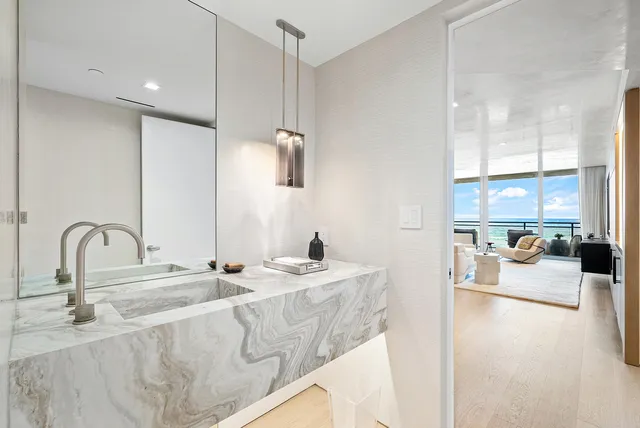 $7,150,000 | 3100 South Ocean Boulevard, Unit 203S, Palm Beach, FL 33480