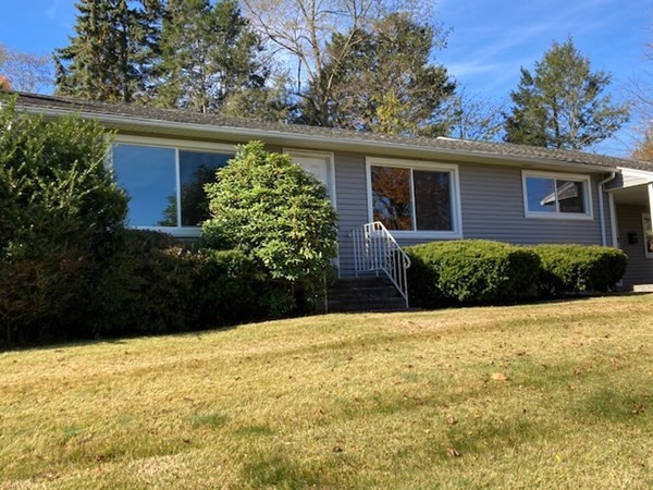 70 Bemis Road Holyoke, MA 01040 - Photo 3 of 28