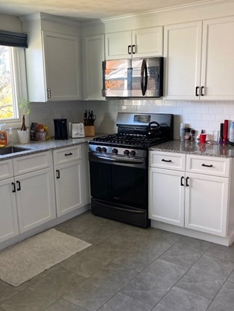 70 Bemis Road Holyoke, MA 01040 - Photo 5 of 28