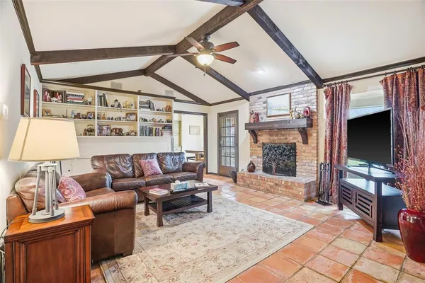 $640,000 | 7208 Tamarack Road, Benbrook, TX 76116