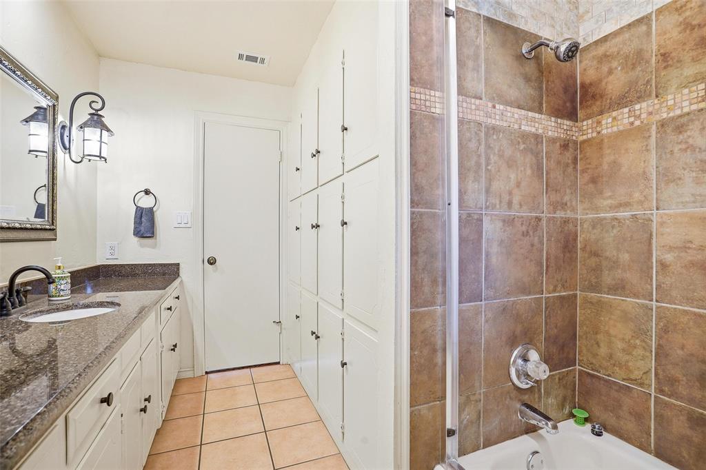 7208 Tamarack Road Benbrook, TX 76116 - Photo 16 of 39