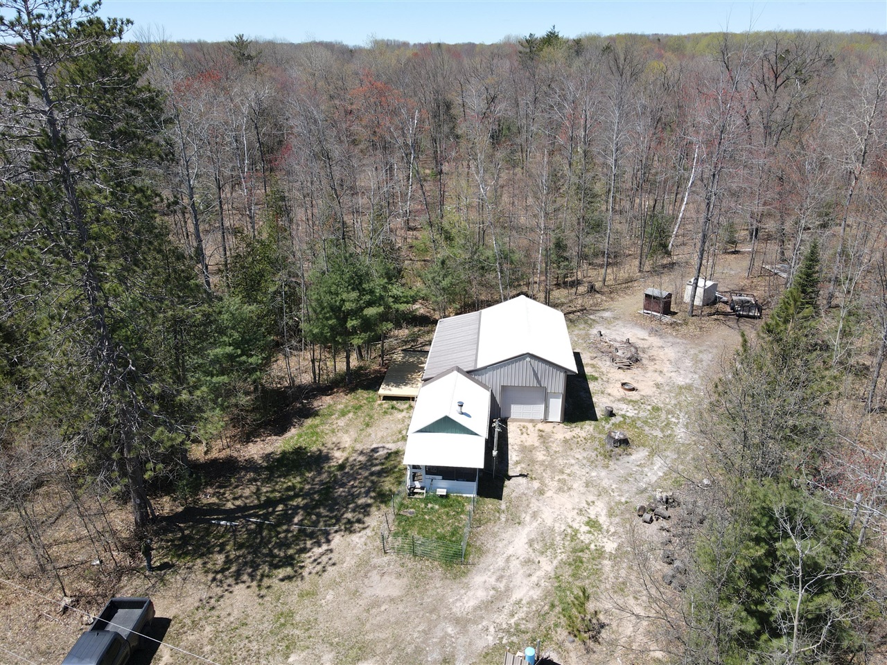 11401 Little George Lake Road Gladwin, MI 48624 - Photo 6 of 72