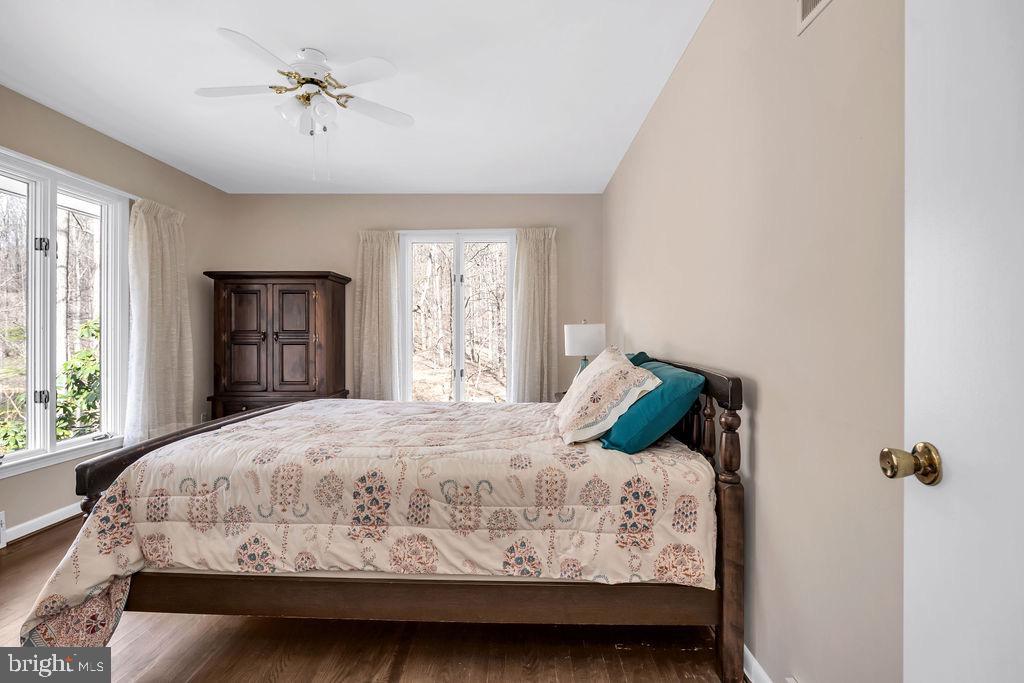 1493 Smith Run Road Bentonville, VA 22610 - Photo 24 of 40 Gallery Image 24