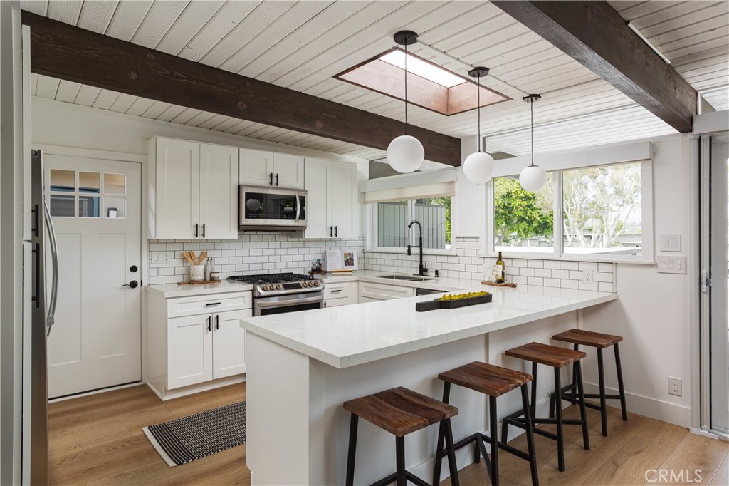 202 Del Gado Road San Clemente, CA 92672 - Photo 3 of 16