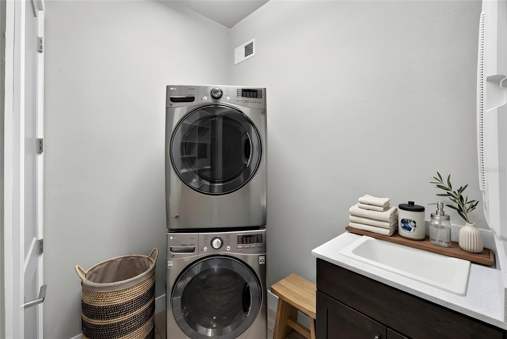 11872 Southwest 33 Lane Gainesville, FL 32608 - Photo 22 of 33