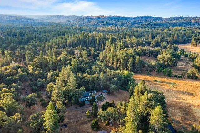 a view of a sign board