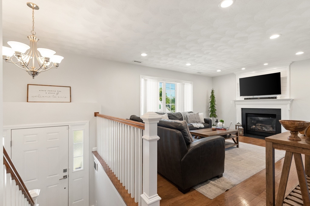 34 Moffett Road Lynn, MA 01905 - Photo 5 of 36