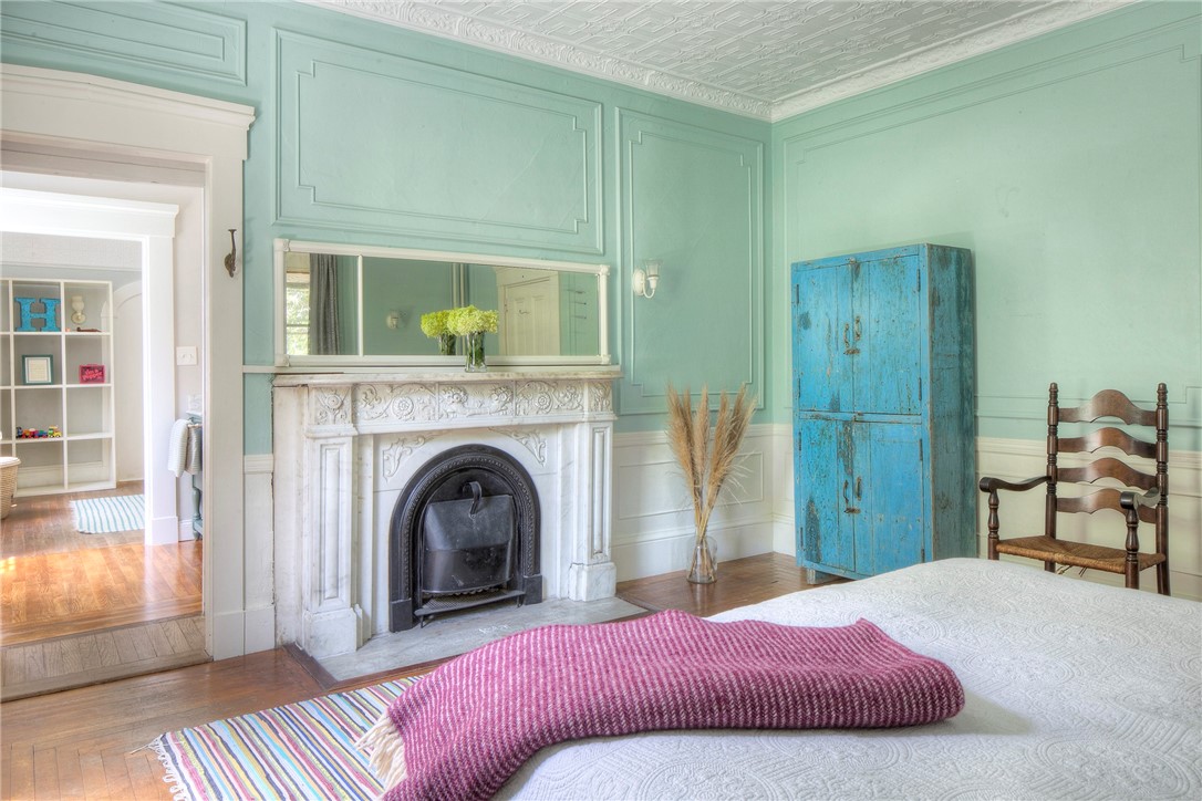 24 Old Beach Road Newport, RI 02840 - Photo 4 of 24