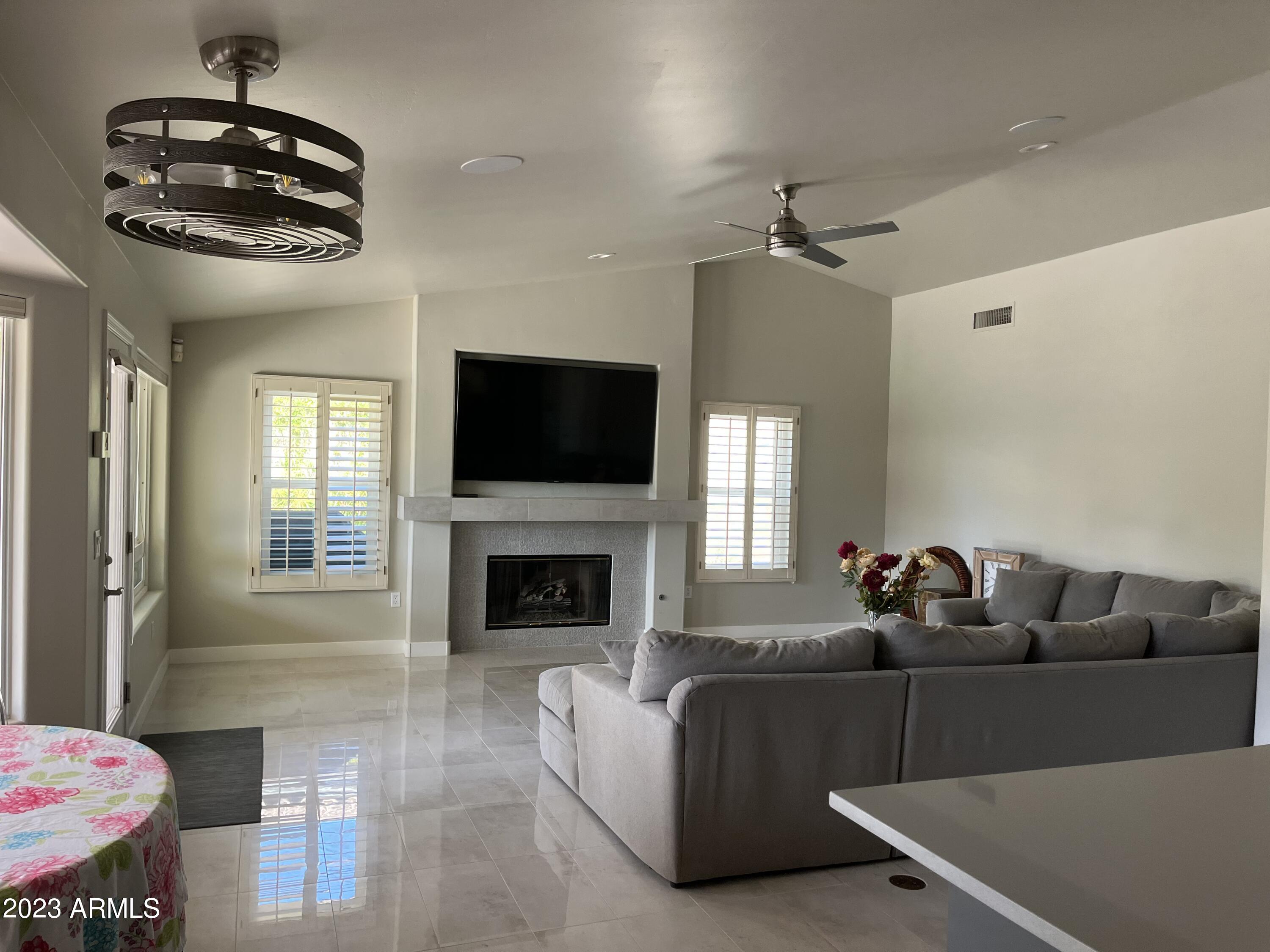 2629 East Mountain View Road Phoenix, AZ 85028 - Photo 16 of 28 1BE17CD8-6AAB-451E-9F9C-9F9344559CD1