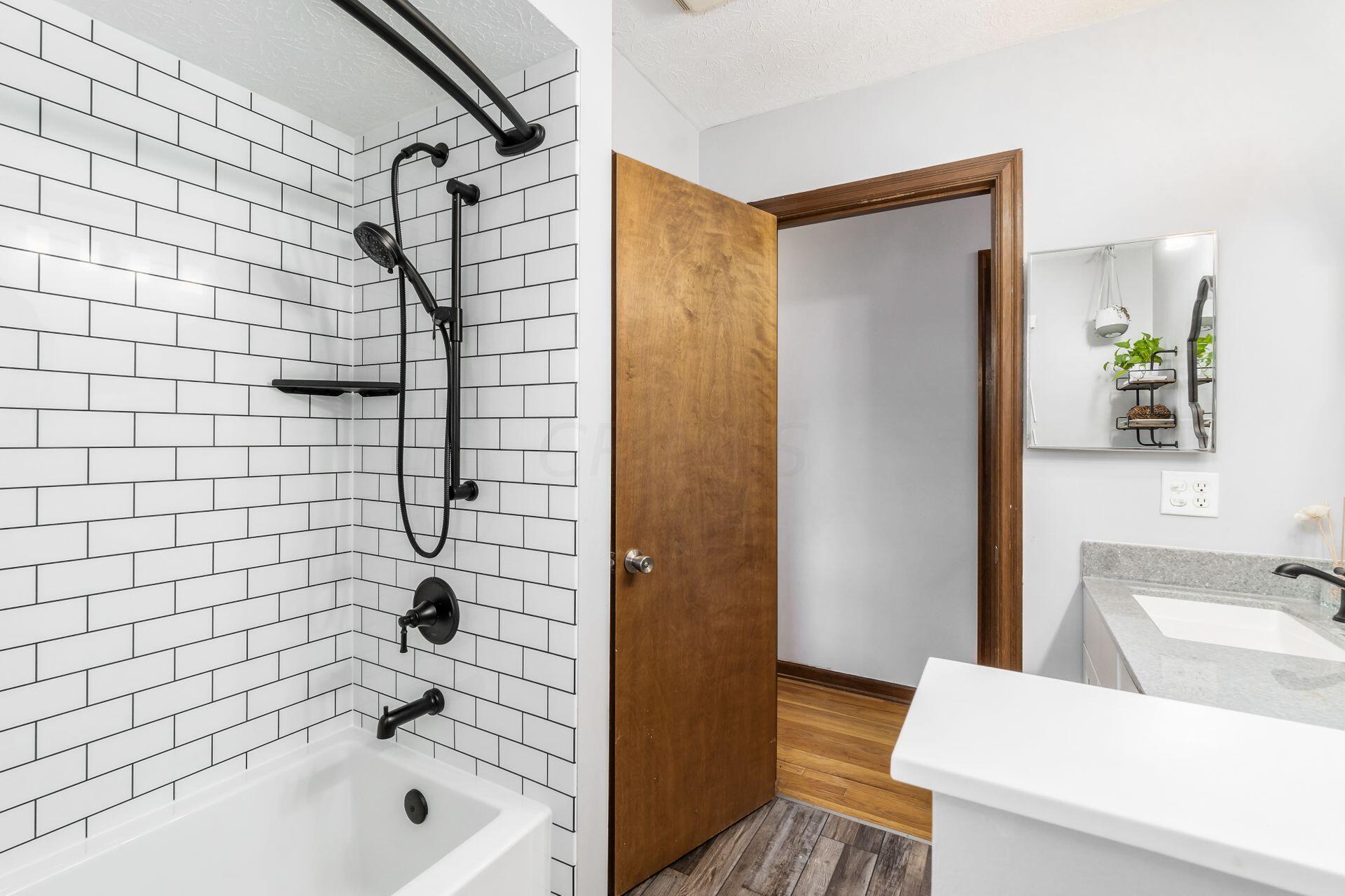 1480 Windham Road Columbus, OH 43220 - Photo 54 of 79 Full remodeled bathroom