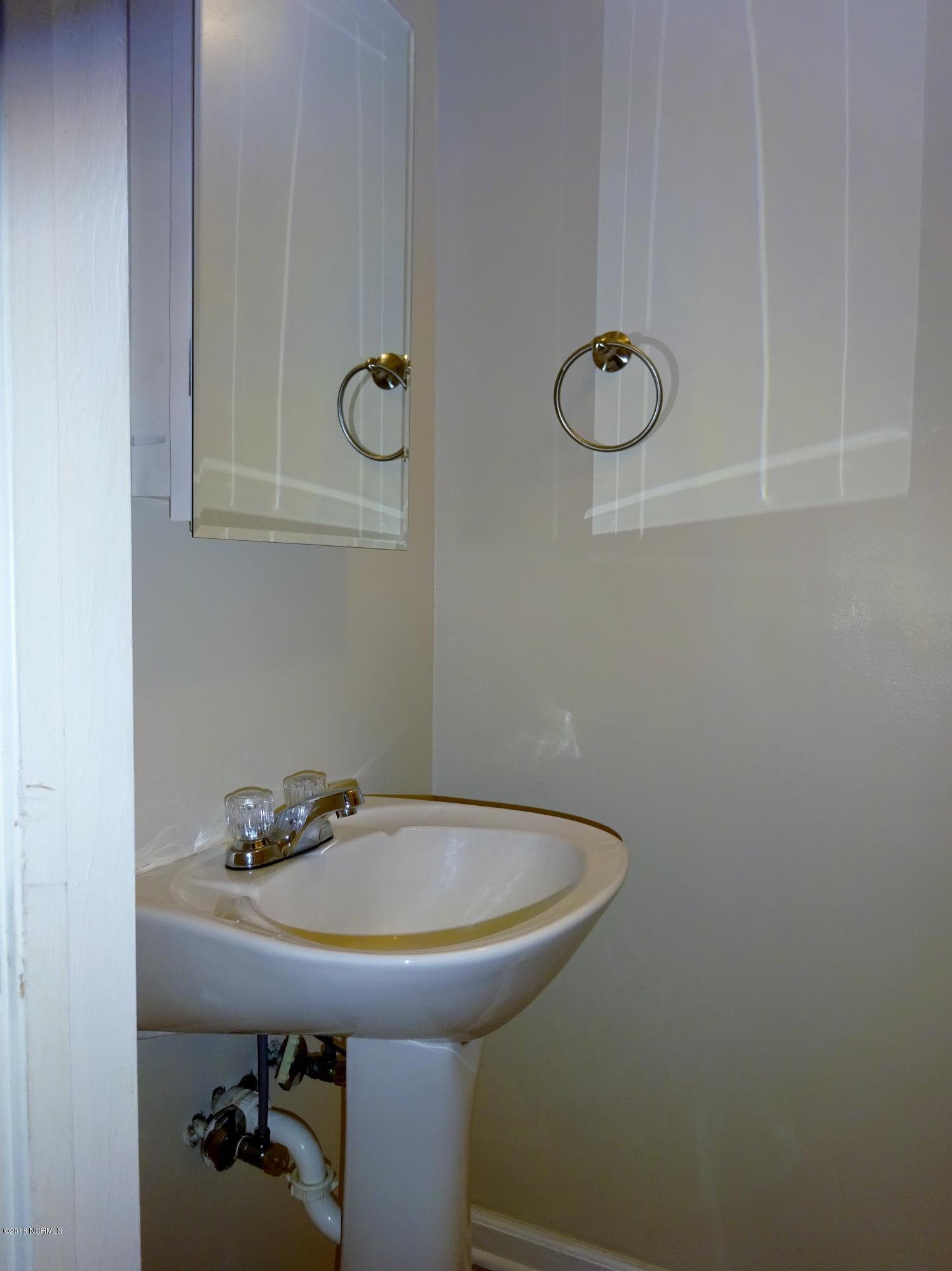 238 Bannermans Mill Road Richlands, NC 28574 - Photo 13 of 32 DSC07175