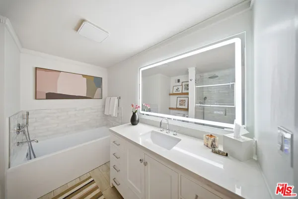 $4,595 | 2160 Century Hill, Unit 910, Los Angeles, CA 90067