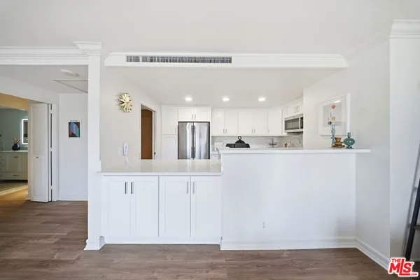 $4,595 | 2160 Century Hill, Unit 910, Los Angeles, CA 90067