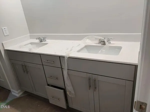 $2,095 | 956 Maple Br Circle, Graham, NC 27253