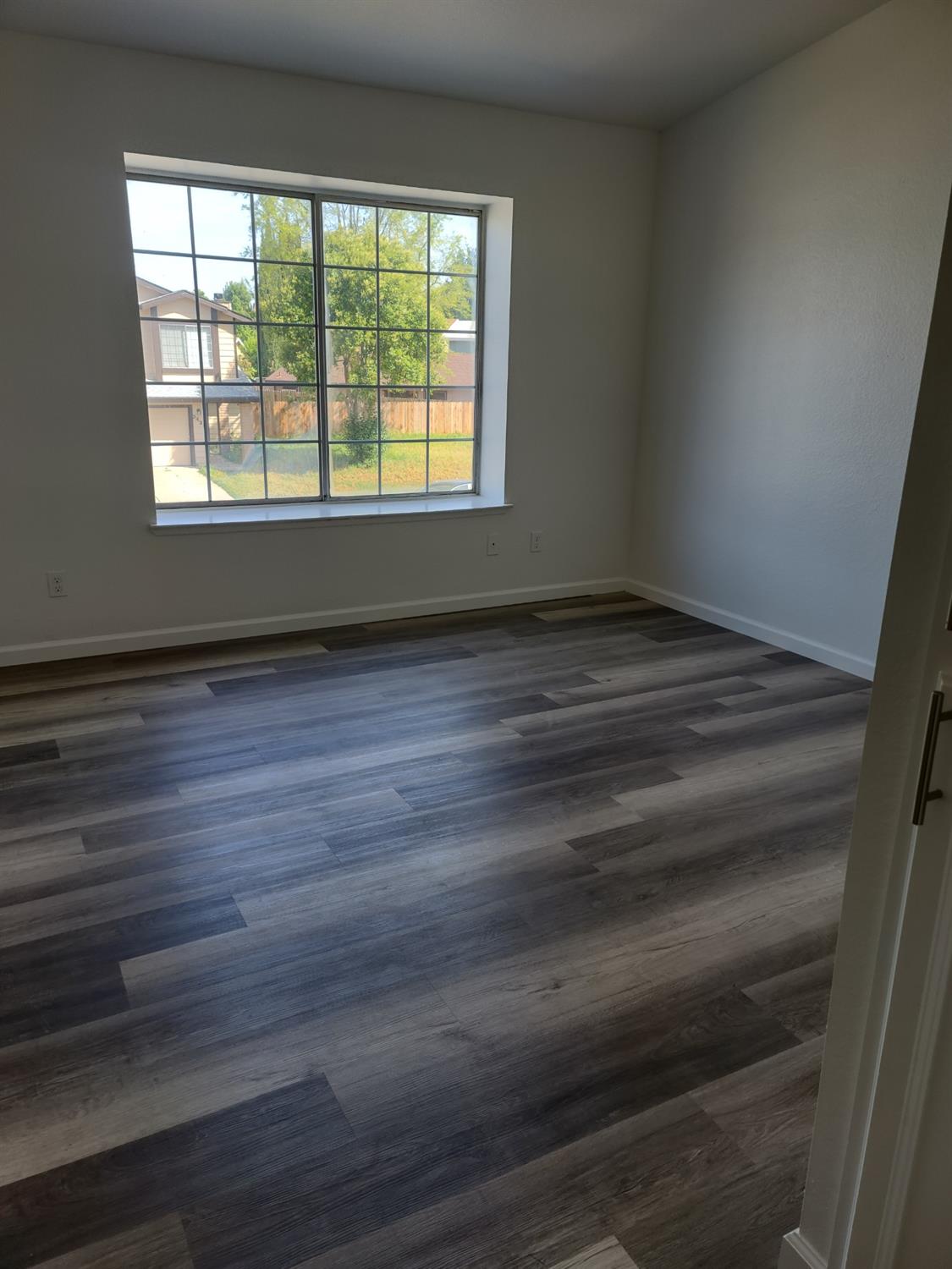 3441 Rancho Rio Way Sacramento, CA 95834 - Photo 12 of 27 Gallery Image 12