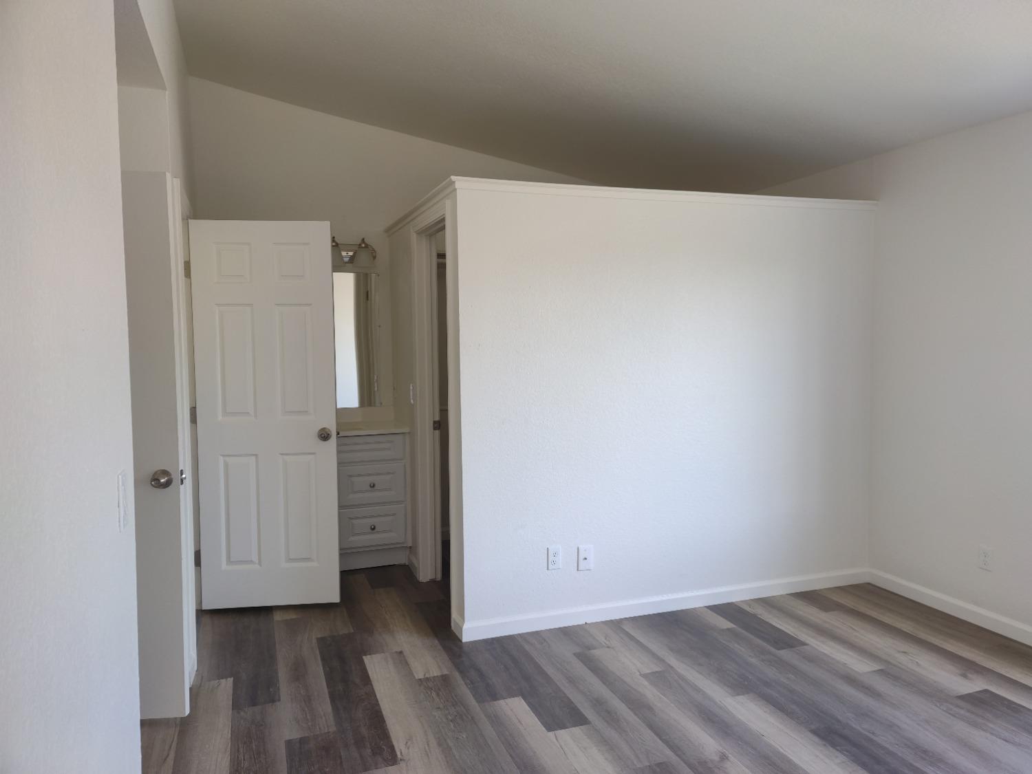 3441 Rancho Rio Way Sacramento, CA 95834 - Photo 13 of 27 Gallery Image 13