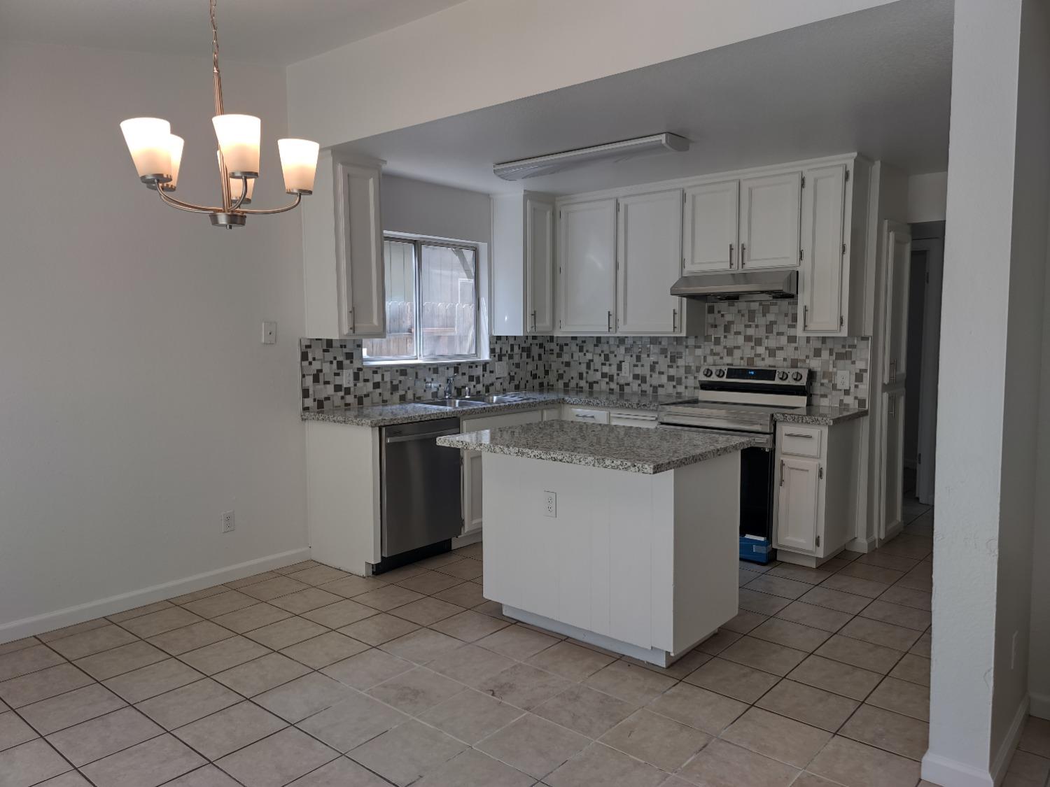 3441 Rancho Rio Way Sacramento, CA 95834 - Photo 24 of 27 Gallery Image 24