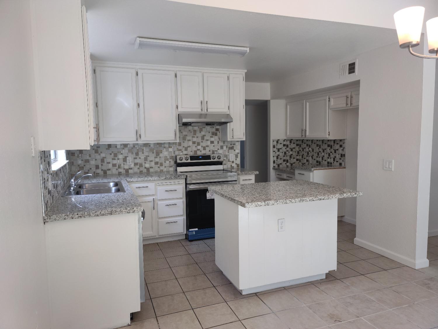3441 Rancho Rio Way Sacramento, CA 95834 - Photo 25 of 27 Gallery Image 25