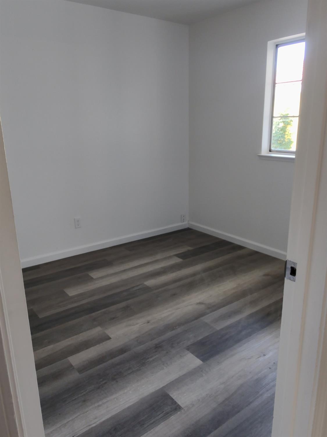 3441 Rancho Rio Way Sacramento, CA 95834 - Photo 8 of 27 Gallery Image 8