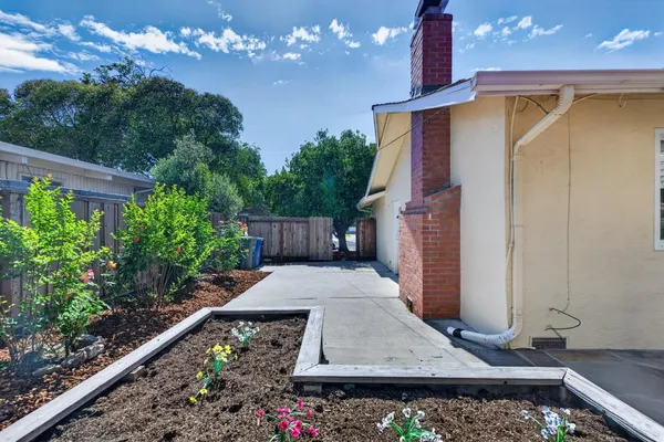 $899,000 | 994 Getoun Drive, Concord, CA 94518