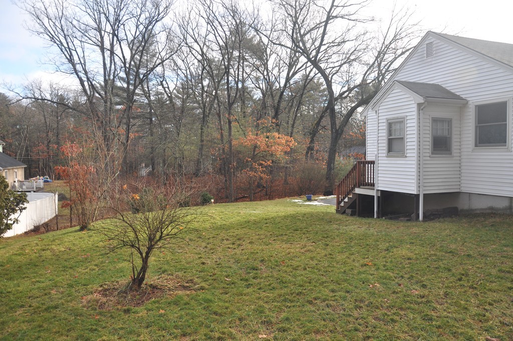 5 Larson Road Wilmington, MA 01887 - Photo 21 of 30 Gallery Image 21