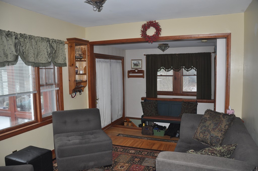 5 Larson Road Wilmington, MA 01887 - Photo 8 of 30 Gallery Image 8