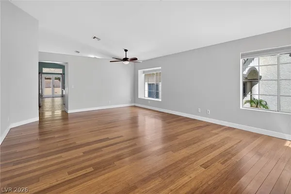 $2,400 | 405 Crater Court, Henderson, NV 89014