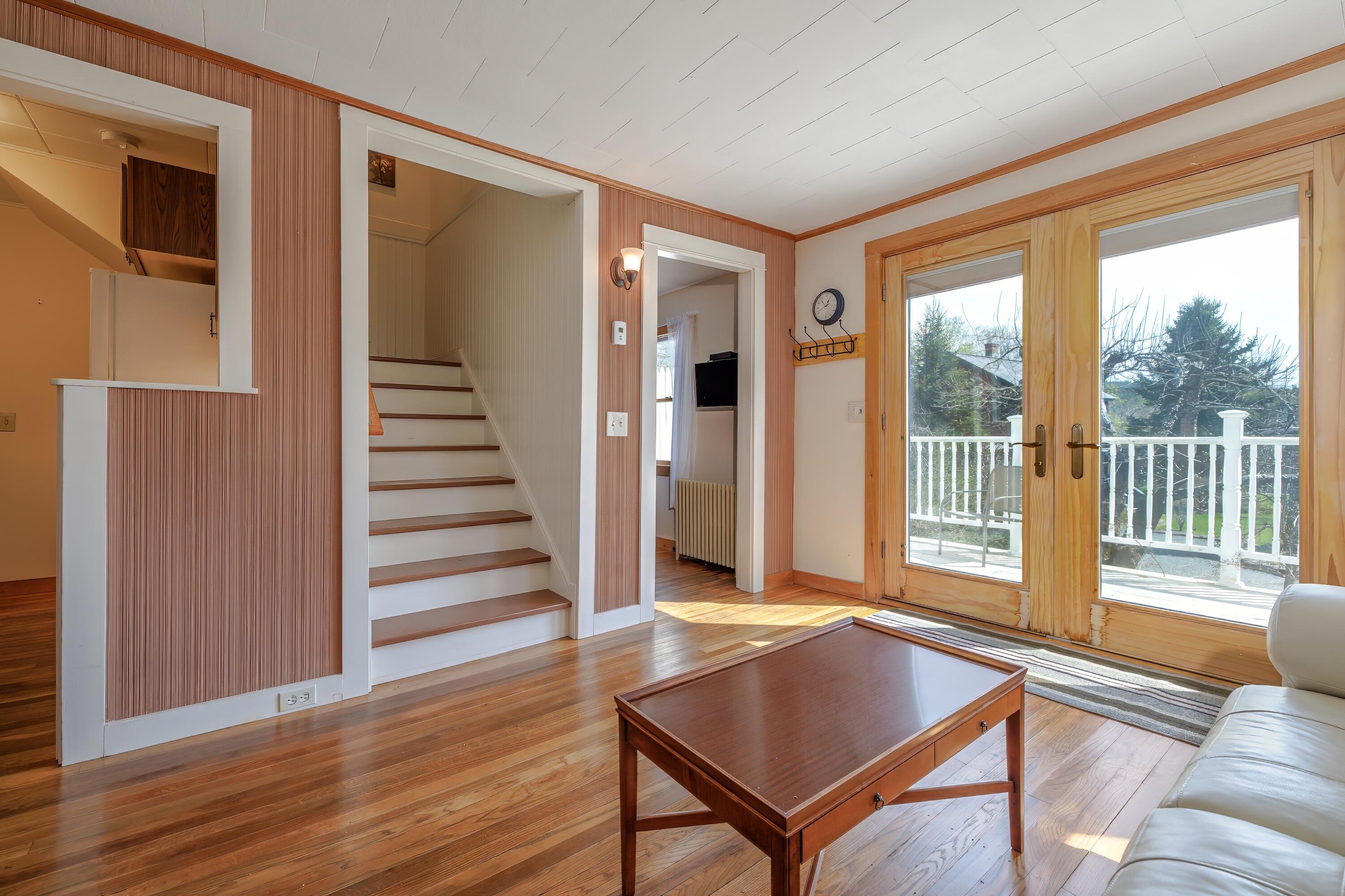 6 Sea Street Mount Desert, ME 04662 - Photo 42 of 100 guest suite living room