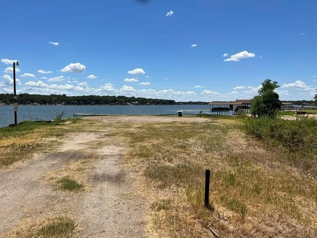 $15,000 | 145 Kiowa Drive, Mabank, TX 75156