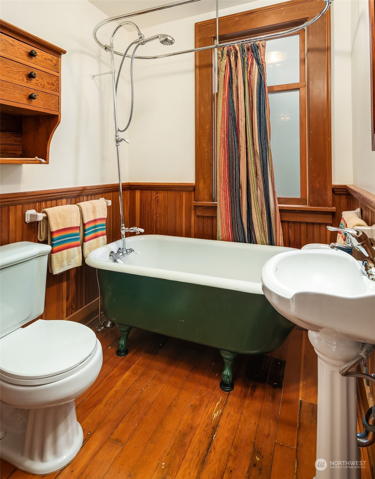 19589 Kelleher Road Burlington, WA 98233 - Photo 19 of 39 a bathroom with a sink a toilet and a mirror