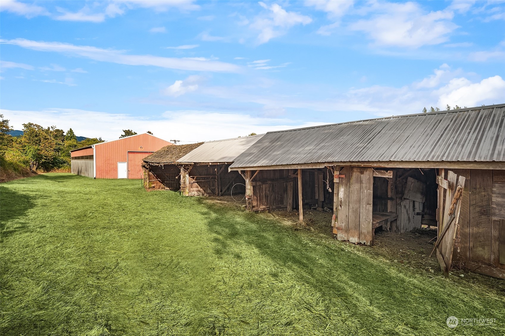 19589 Kelleher Road Burlington, WA 98233 - Photo 33 of 39 an outdoor view of house with backyard