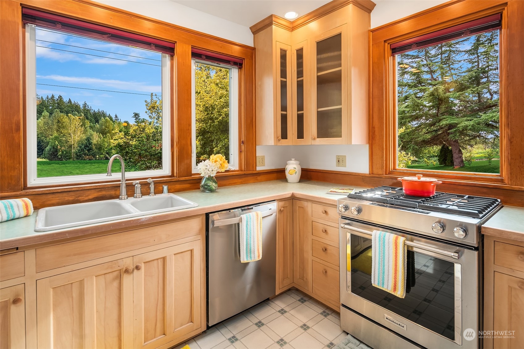 19589 Kelleher Road Burlington, WA 98233 - Photo 10 of 39 a kitchen that has a sink and a large window