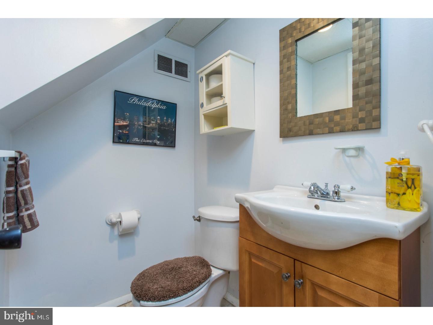 620 Lindley Road Glenside, PA 19038 - Photo 23 of 24 Half Bath