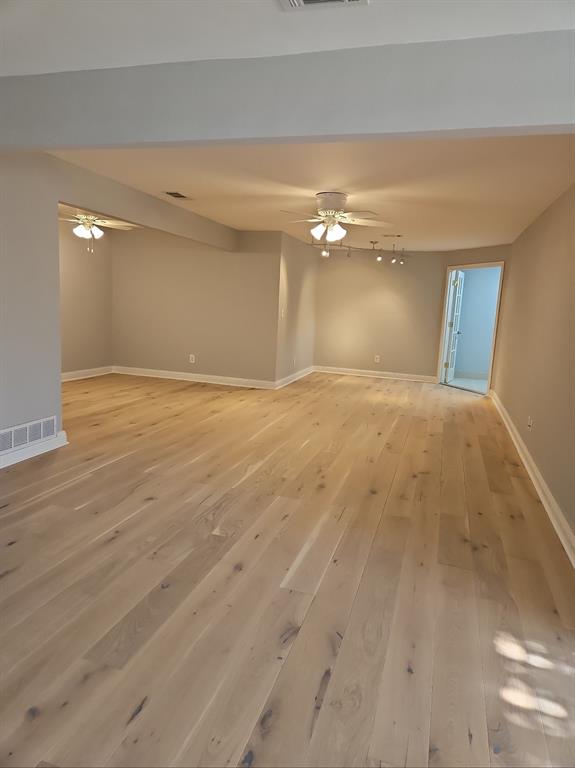 137 Oakview Gainesville, TX 76240 - Photo 26 of 37 Game/Entertainment Room.
