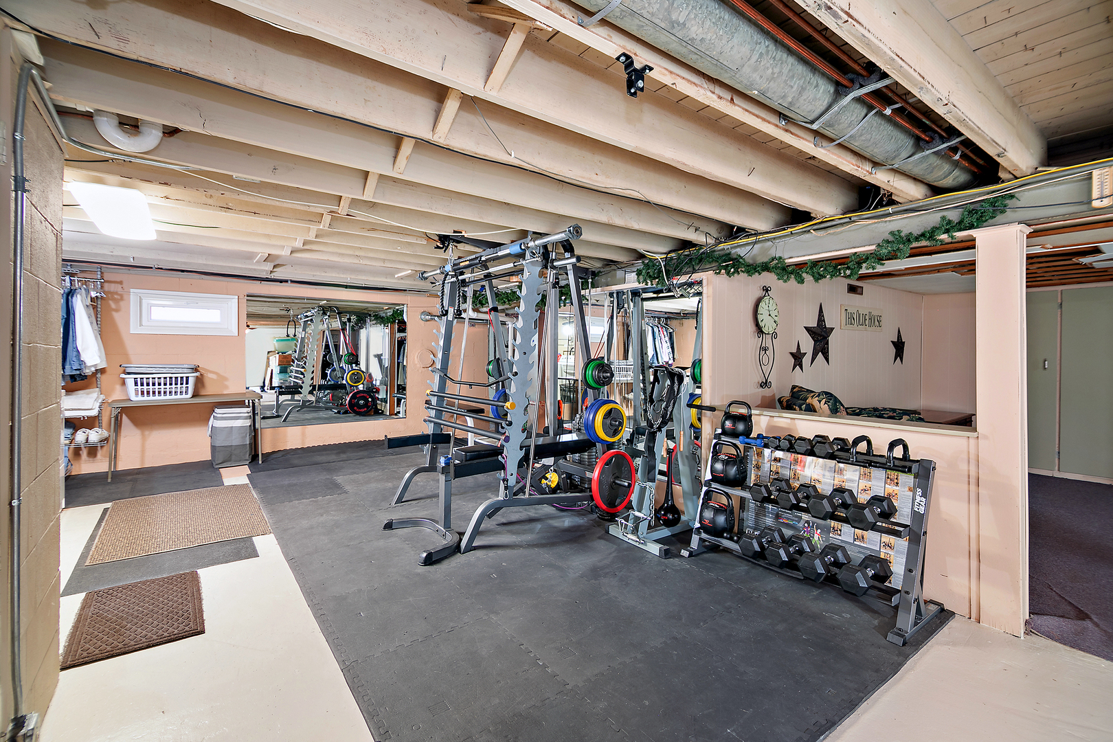 460 South Winfield Avenue Kankakee, IL 60901 - Photo 26 of 28 a view of a room with gym equipment