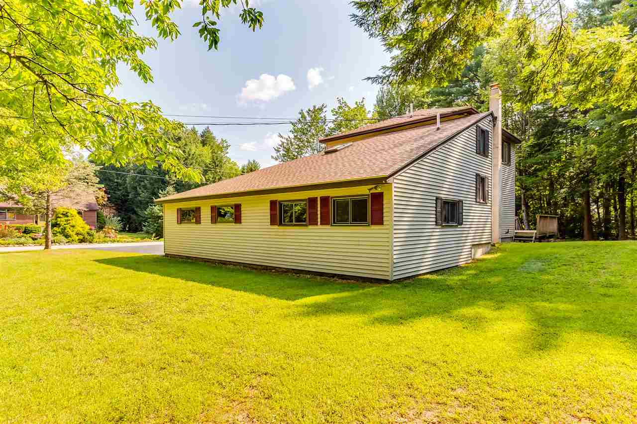 29 Hemlock Street Rochester, NH 03867 - Photo 24 of 40