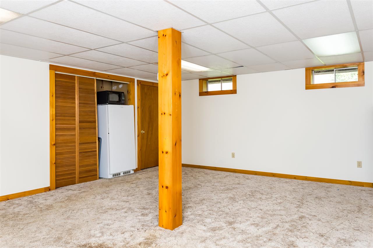 29 Hemlock Street Rochester, NH 03867 - Photo 39 of 40