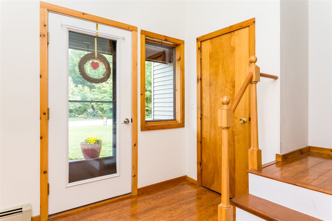 29 Hemlock Street Rochester, NH 03867 - Photo 5 of 40