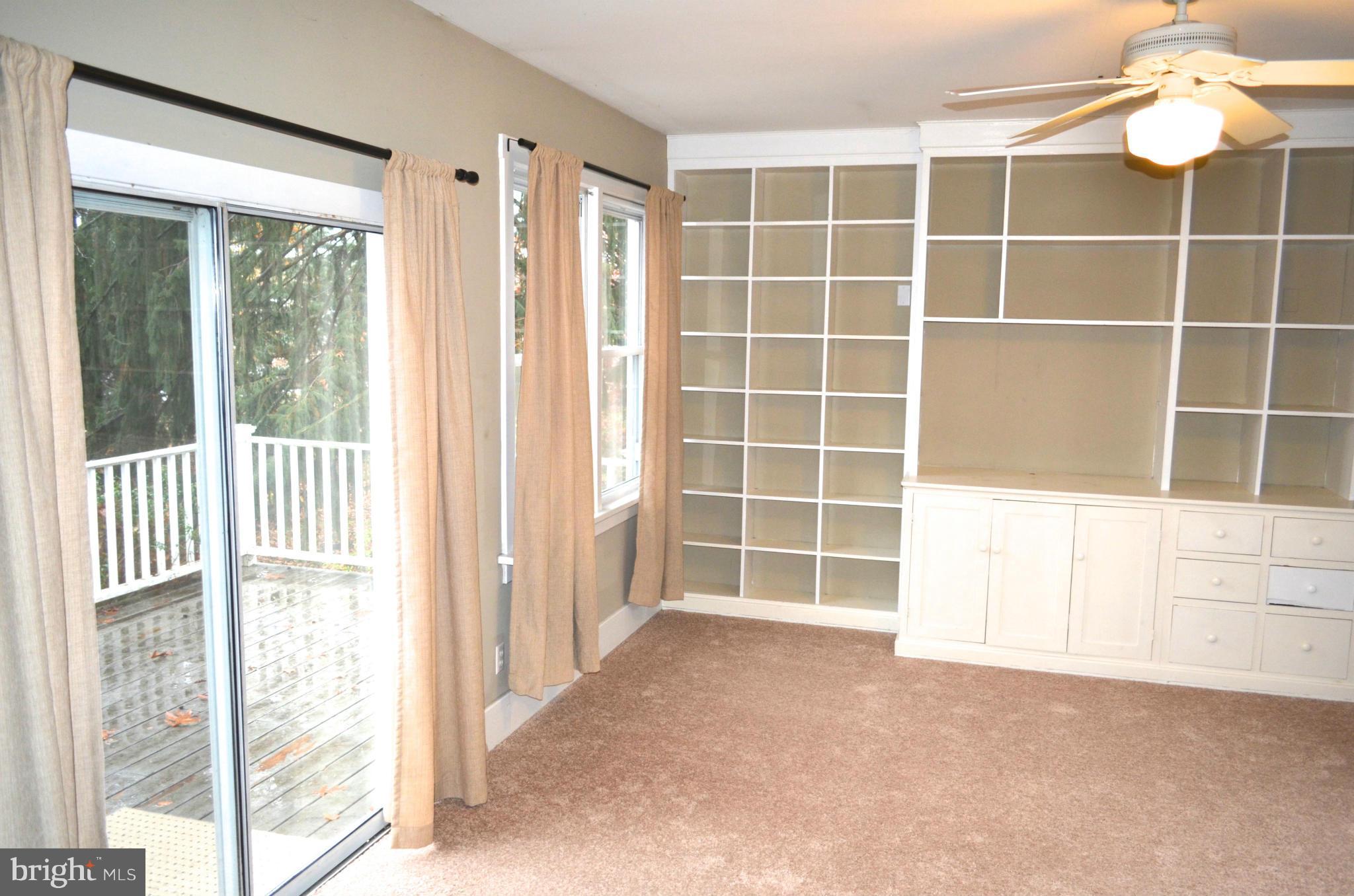 271 Paradise Road Aberdeen, MD 21001 - Photo 18 of 29 Family Room