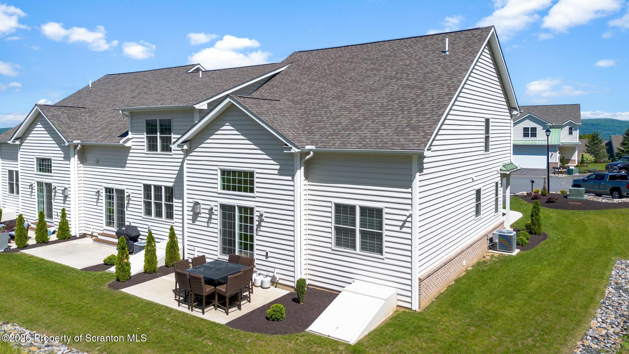 3701 Sinclair Cl, Unit 37A Moosic, PA 18507 - Photo 2 of 36 Back