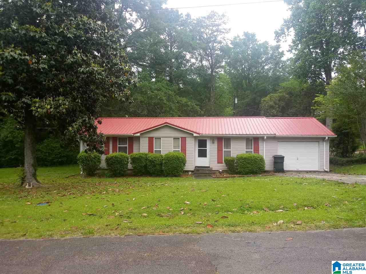 920 Longview Circle Adamsville, AL 35005 - Photo 1 of 21