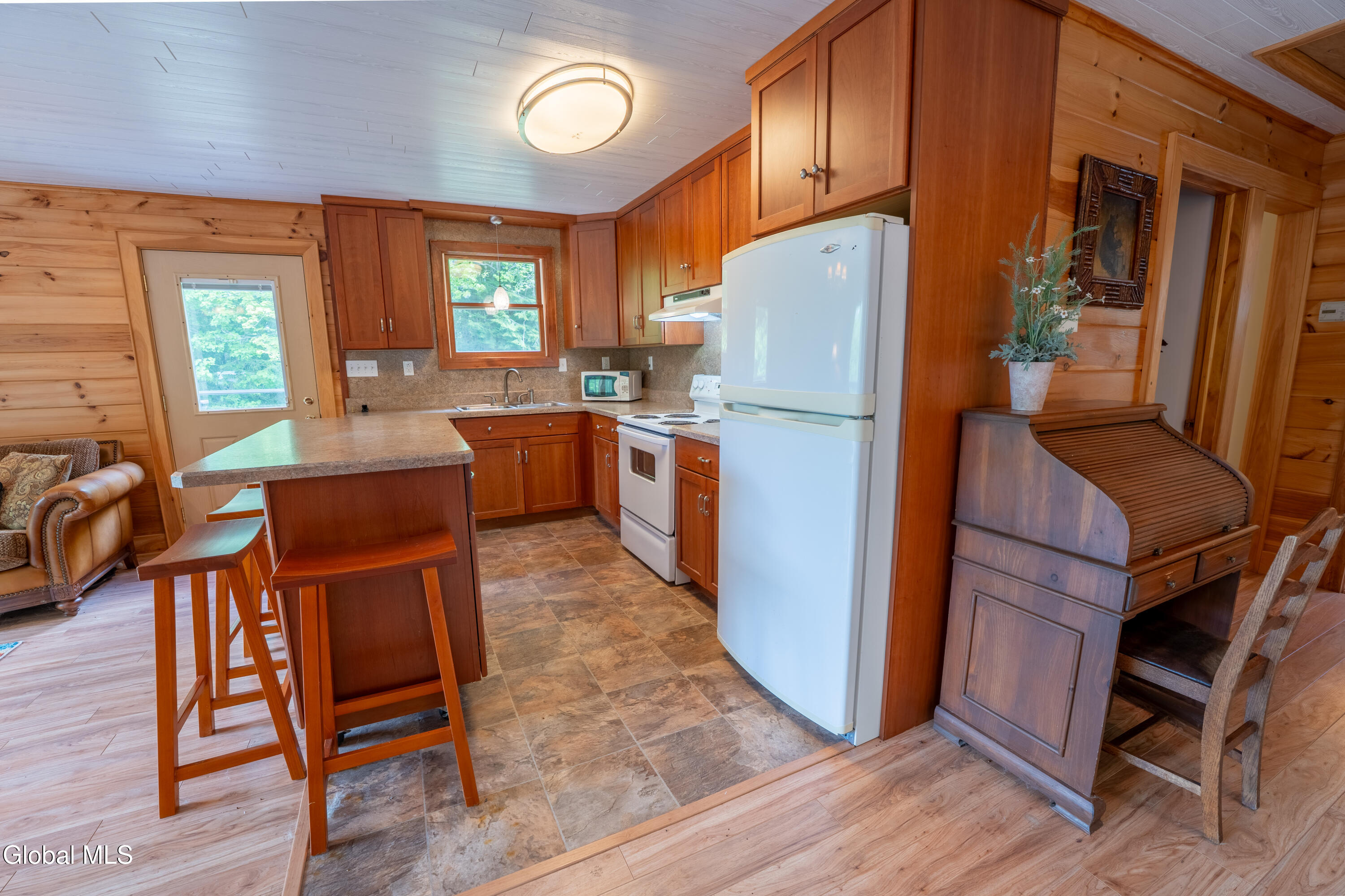 204 Gutha Road Bleecker, NY 12078 - Photo 11 of 22 204 gutha-62